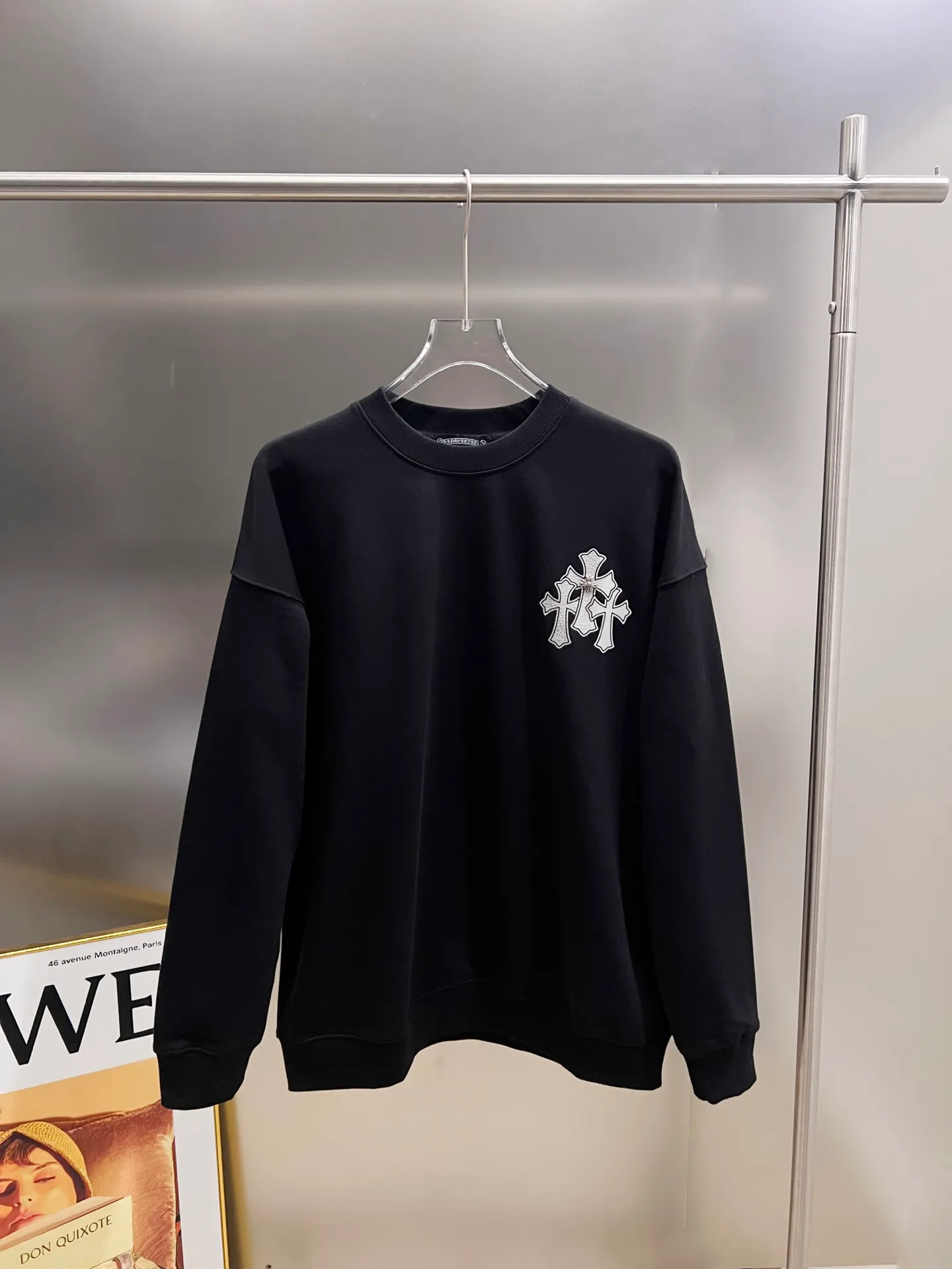 🅿️270 CH Crowe 2025 Autumn and Winter New Round Neck Long Sleeve Sweater Cross Patch Leather + Customized Hardware Metal Horseshoe Sanskrit Text The Real Product Is Great🔥Same Style for Men and Women Loose Version Size S M L XL XXL Five Codes Black White